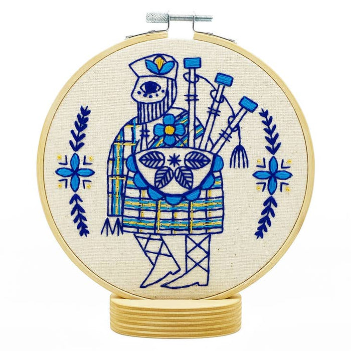 Hook, Line & Tinker Embroidery - Bagpiper Piping