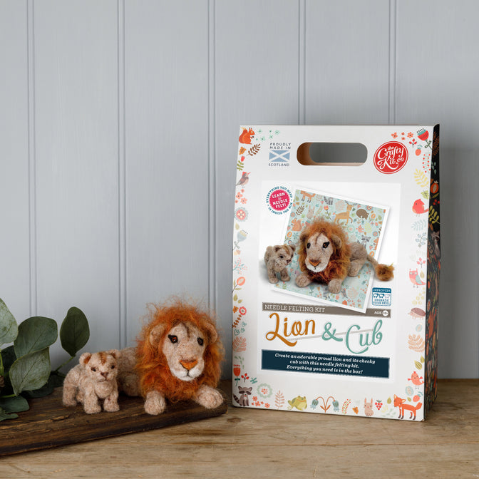 The Crafty Kit Company - Felting Kit - Lion & Cub