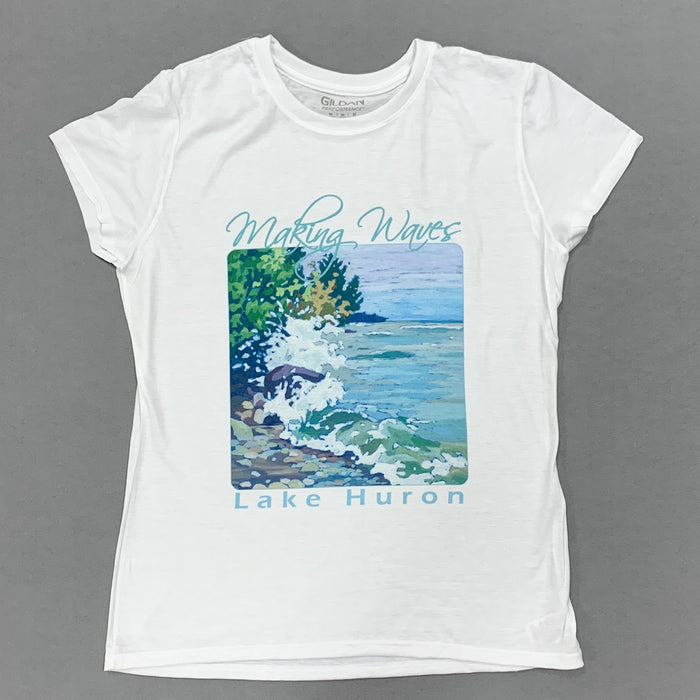 T-Shirt - Making Waves